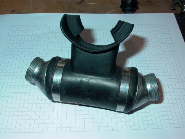 L1060609.jpg (103 KiB) 19329 mal betrachtet Es könnte aus der Ära dieses Mundstücks stammen. Es wurde ab dem PA61/1 bis zum Monomat verwendet.