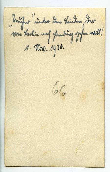 img768#.jpg (455.95 KiB) 14805 mal betrachtet Kann jemand diese Schrift entziffern?