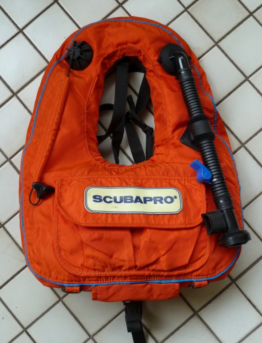 Scubapro Rettungs- und Tarierweste