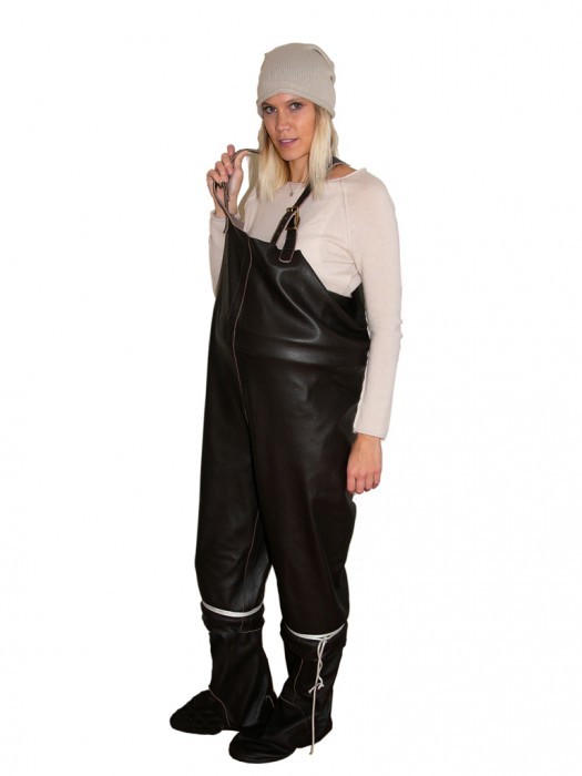 Die Hose könnte von Lagerfeld sein. . . .