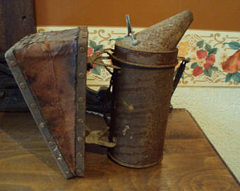 Gerät aus der Imkerei