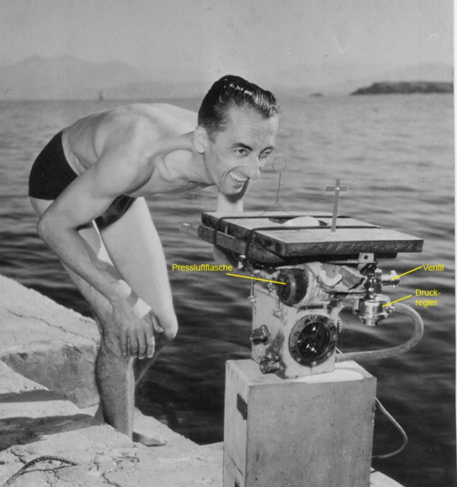 UWH for Rolleiflex Cousteau dt.jpg