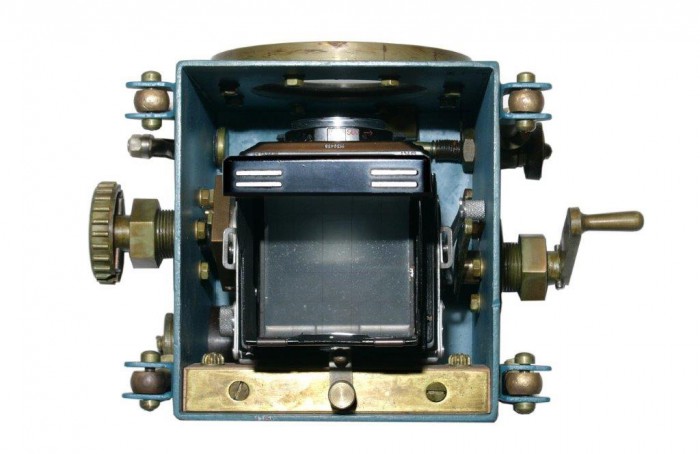 L1290824.jpg (70.66 KiB) 17437 mal betrachtet Blick ins Innere.