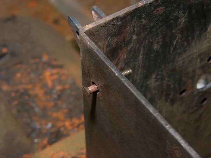 L1290512.jpg (77.15 KiB) 17432 mal betrachtet Diese waren nur durch den äußeren Lacküberzug versiegelt. Die anderen von innen mit Farbe "abgedichtet".....